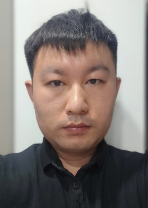 曾老师的照片